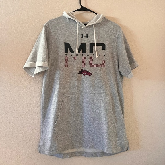 Under Armour Other - Under Armour Men’s Short Sleeve Hoodie with MC MUSTANGS Logo